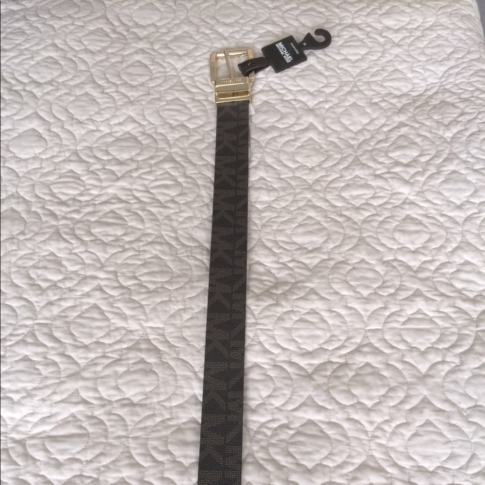 Michael Kors Belt NWT Reversible🚨